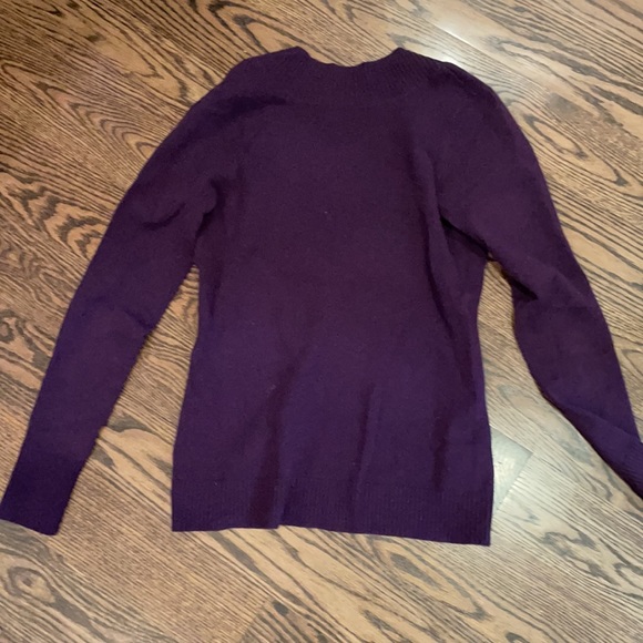 Autumn cashmere stunning wine colour deep V sweater. Size small. - Picture 4 of 7